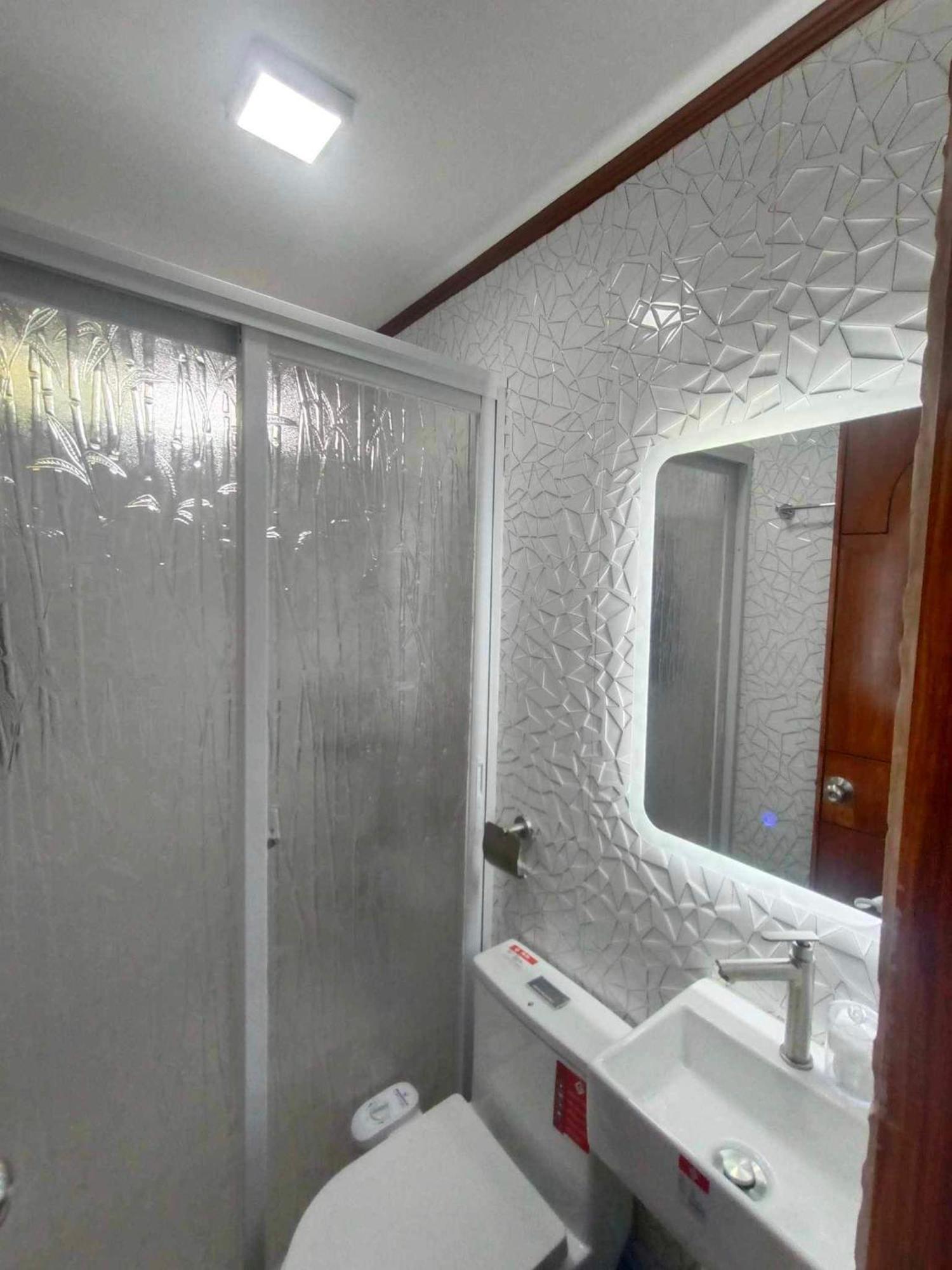 Fabuluz Luxury At Princess Place Malolos المظهر الخارجي الصورة